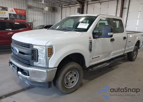 2019 Ford F-250 Xl из США, поврежденный, VIN 1FT7W2BT5KED39696